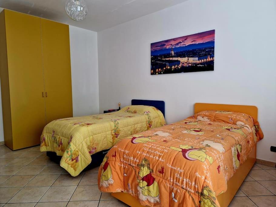 Officium Su Piazzetta Appartement Turijn Buitenkant foto