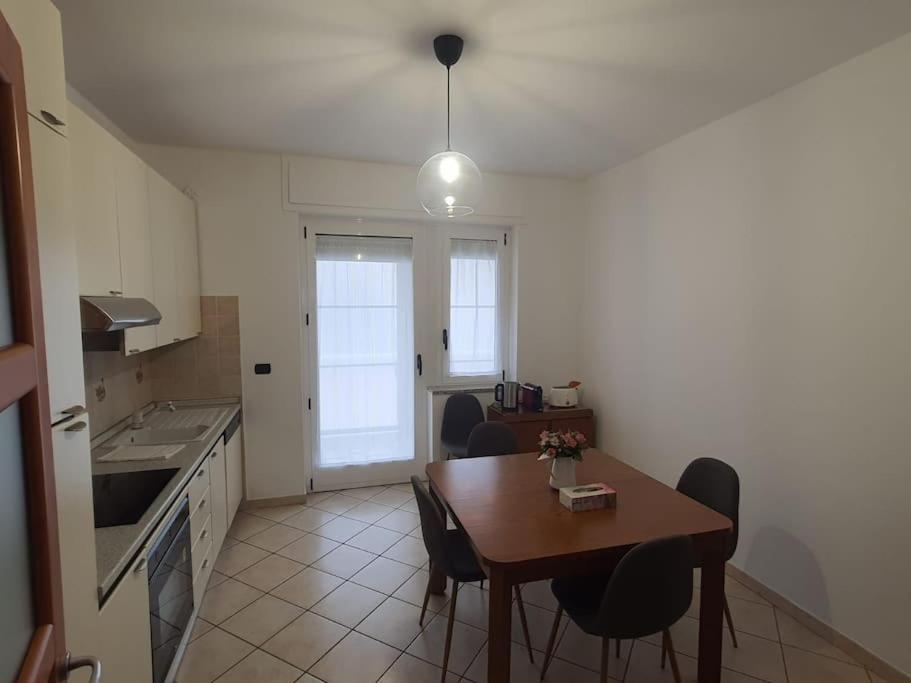 Officium Su Piazzetta Appartement Turijn Buitenkant foto
