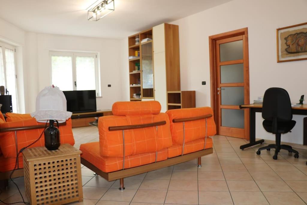 Officium Su Piazzetta Appartement Turijn Buitenkant foto