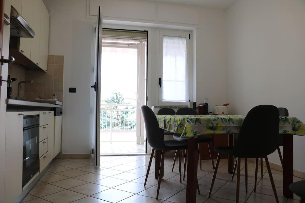 Officium Su Piazzetta Appartement Turijn Buitenkant foto